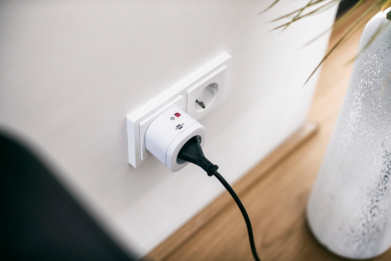 Smart control for indoor devices